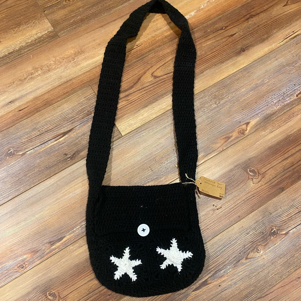 Crocheted Star Messenger Bag
